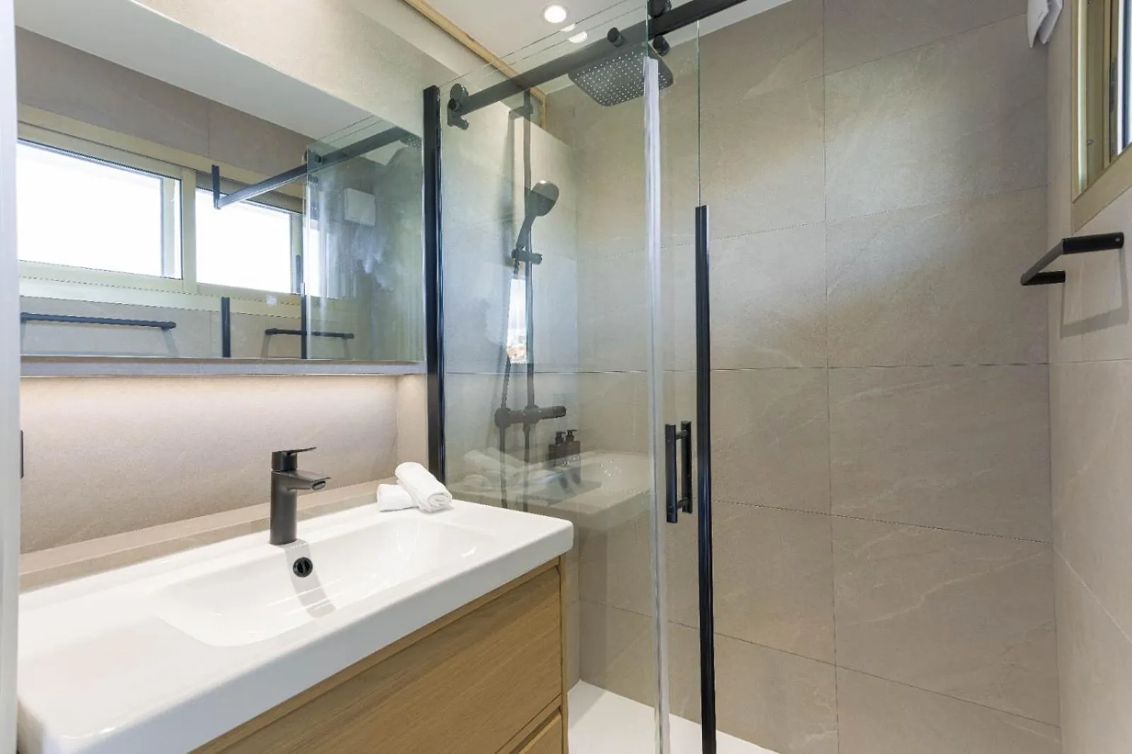 Reflets D'Azur - Vue Mer, Plage, Neuf, Moderne Cannes Apartment