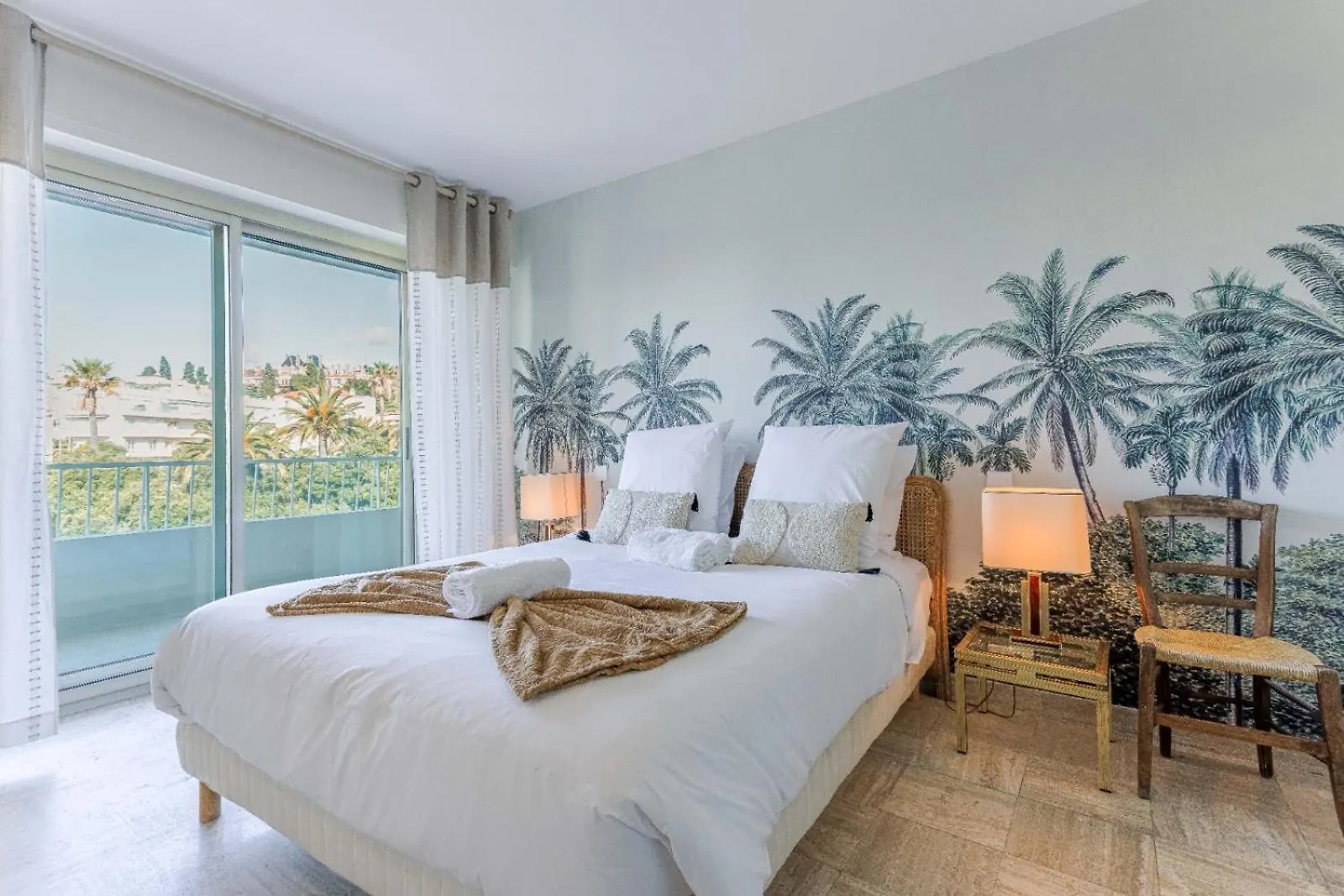 Reflets D'Azur - Vue Mer, Plage, Neuf, Moderne Cannes France